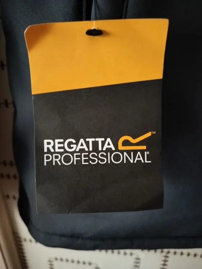 Чоловіча Куртка .світшелл сірого кольору розмір М обо 50 євро 5