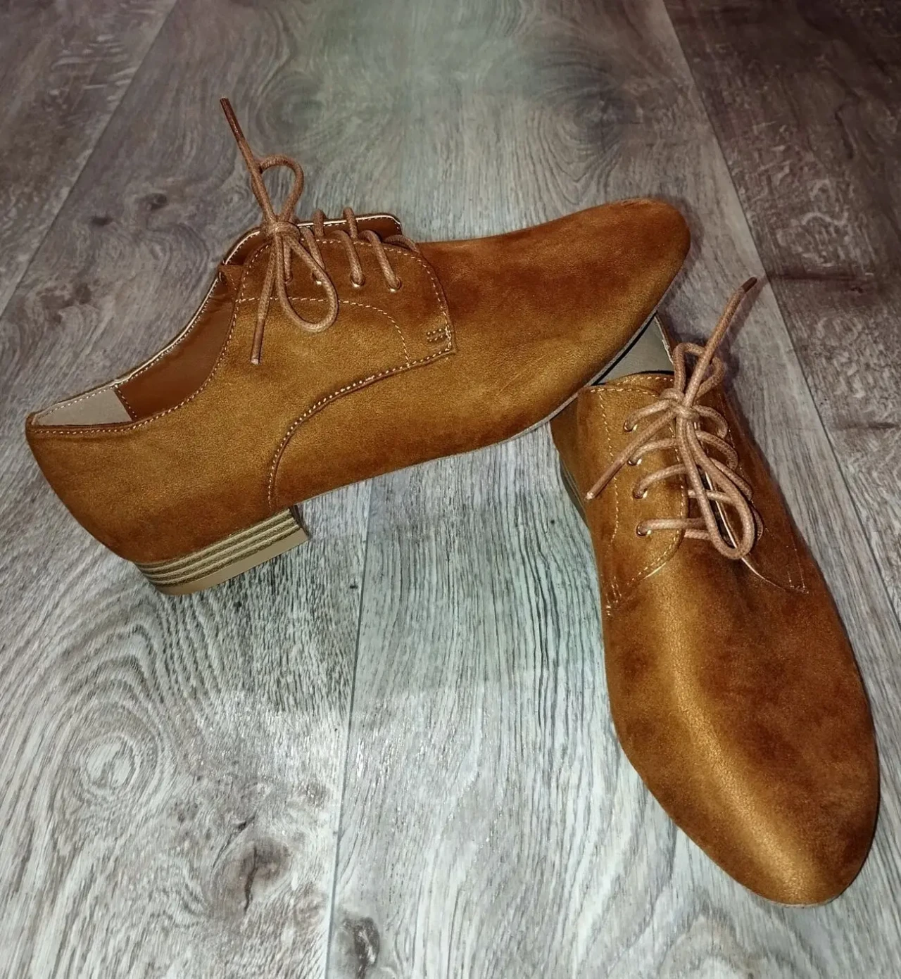 Нові оксфорди з імітацією замшу від французького бренду Etam 2