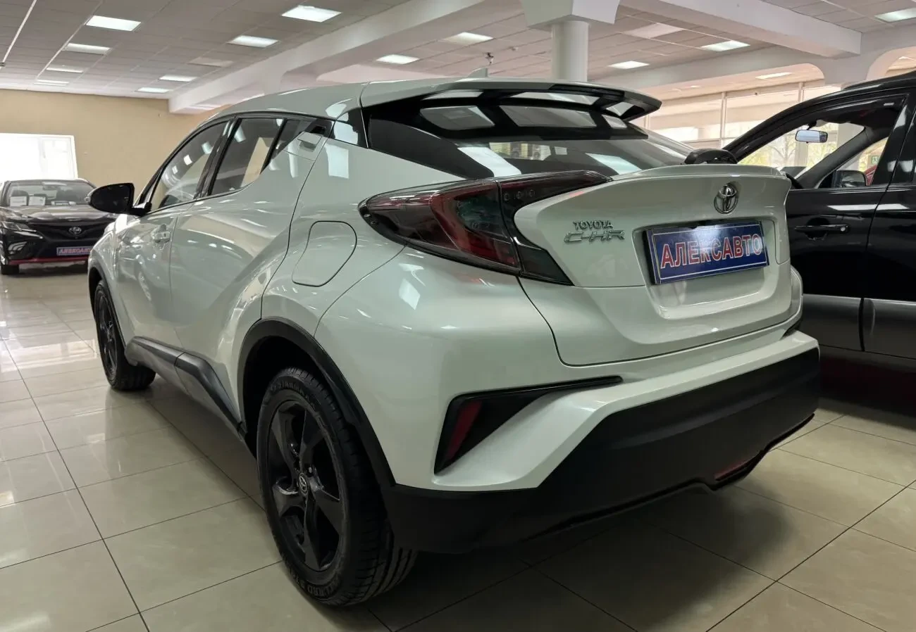 Toyota C-HR 2.0i 16V АКПП 2018 р.в. (144 к.с.) 4