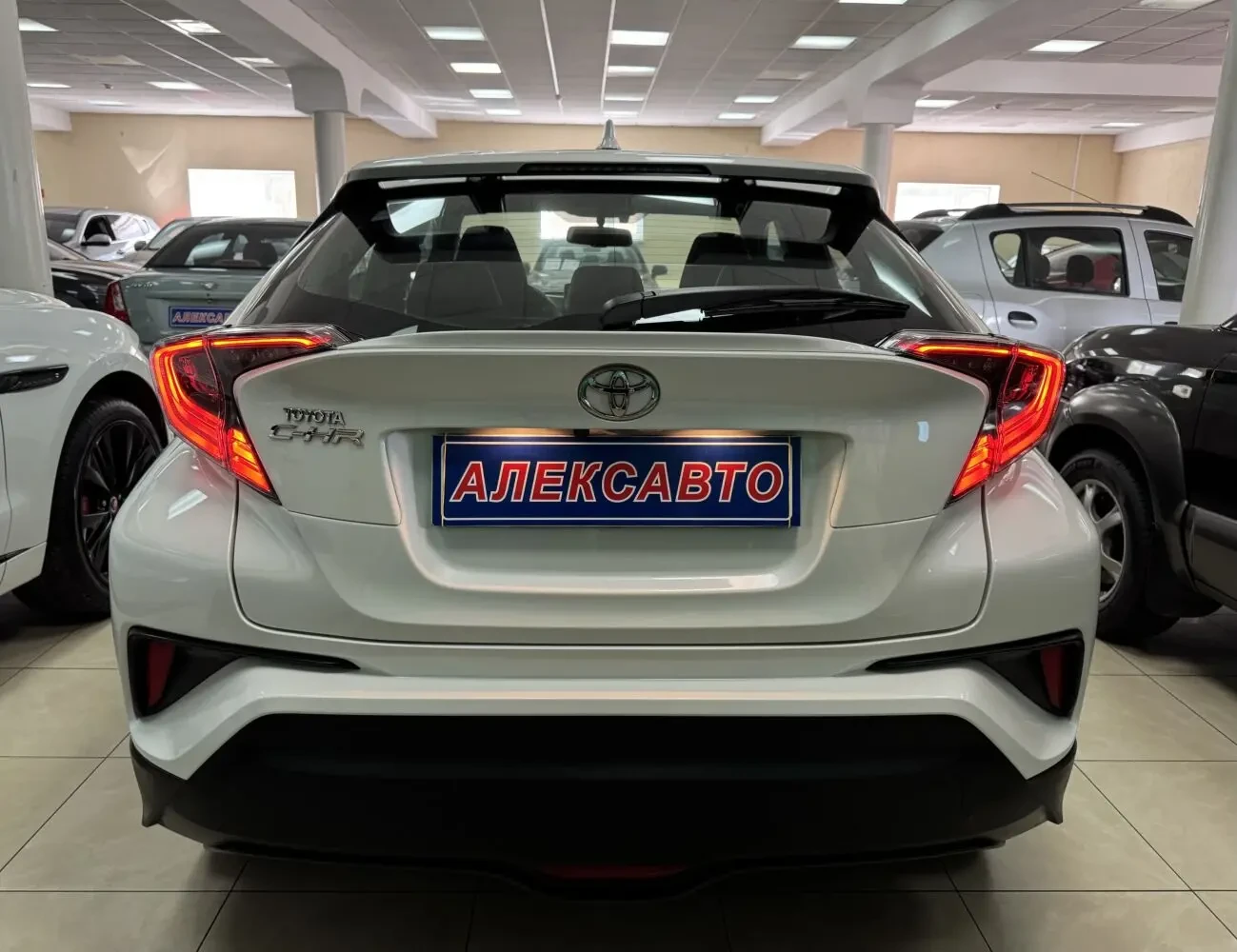 Toyota C-HR 2.0i 16V АКПП 2018 р.в. (144 к.с.) 5