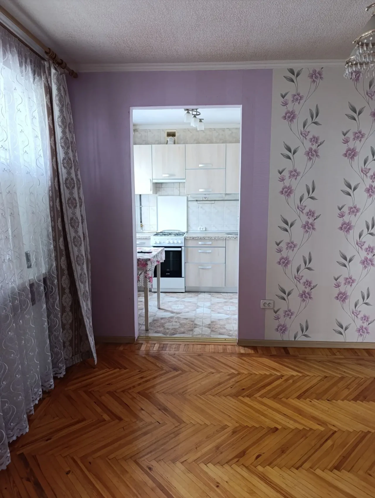 Продам 3 кім квартиру м. Студентська 3