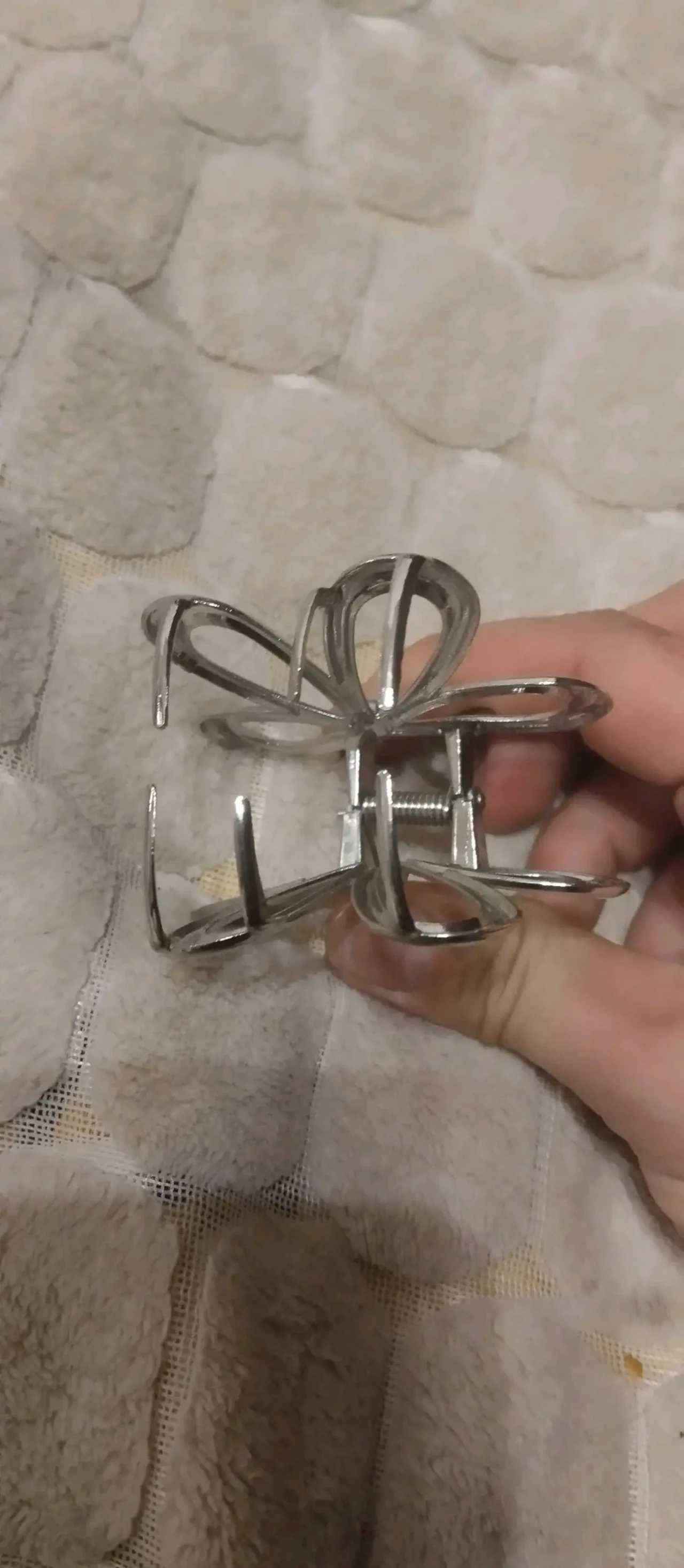 продам крабик для волосся 2