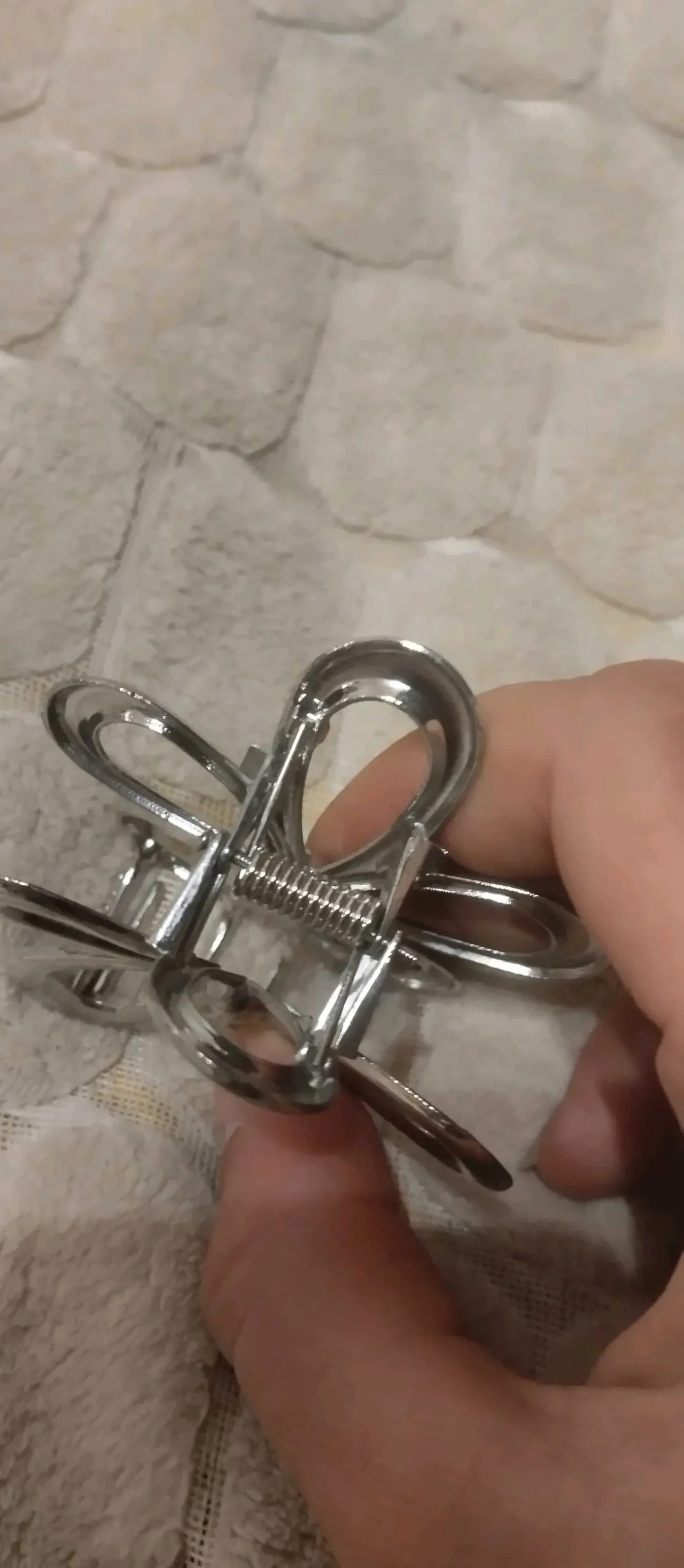 продам крабик для волосся 3