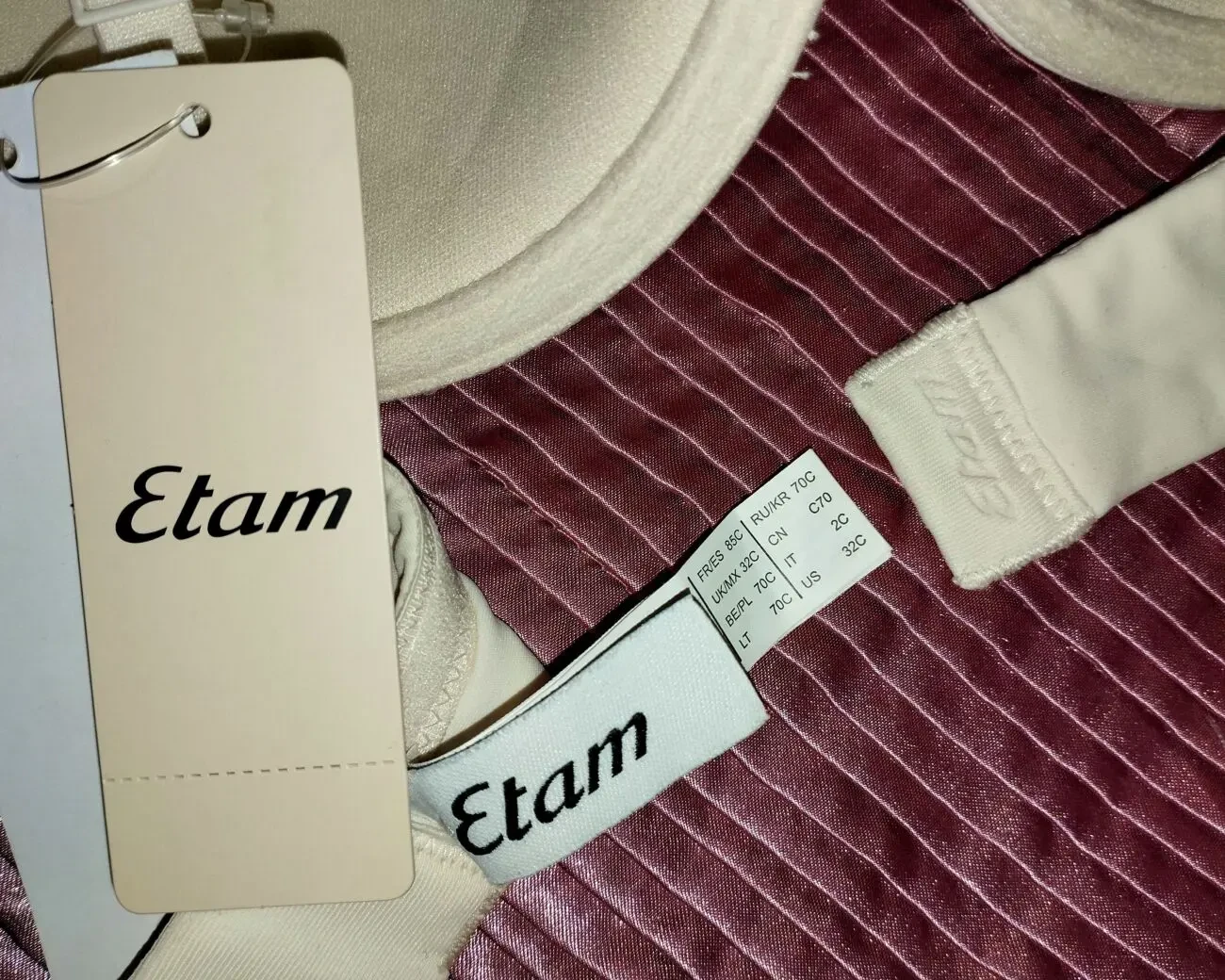 Бюстгальтер від відомого французького бренду Etam 7