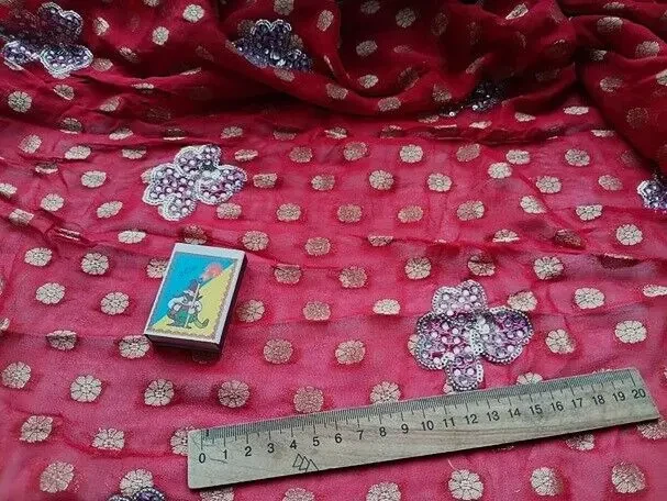Ткань новая шифон красный с золотом, вышивка серебро, стразы 4