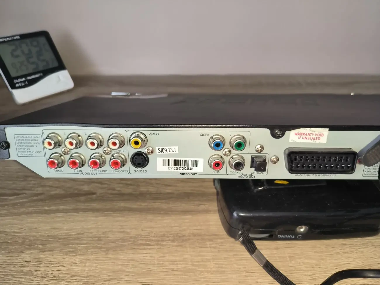 DVD караоке-плеєр BBK DV-612SI , аудіовихід 5.1CH 4