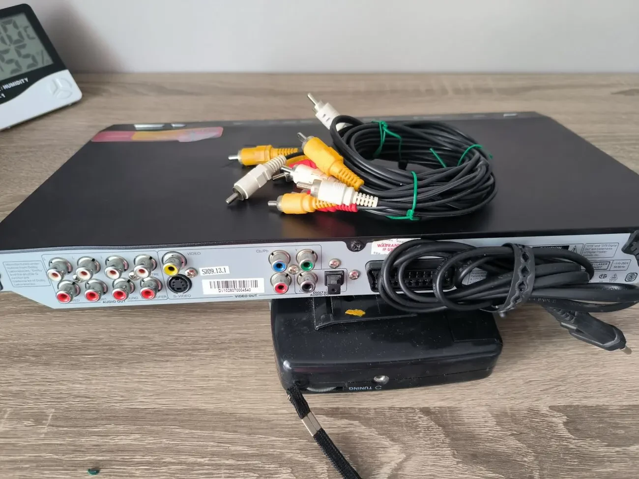 DVD караоке-плеєр BBK DV-612SI , аудіовихід 5.1CH 5