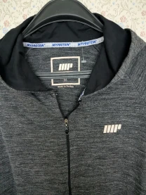 Спортивная лёгкая мужская кофта с капюшоном, серая.