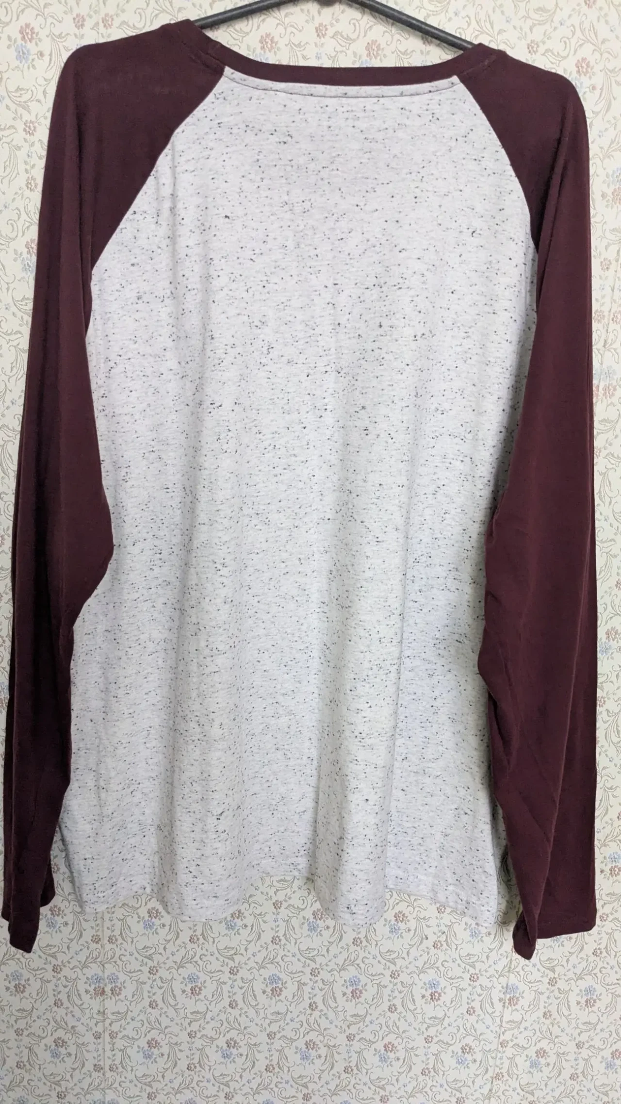 Мужская футболка, ширина 140, с длинным рукавом. 6