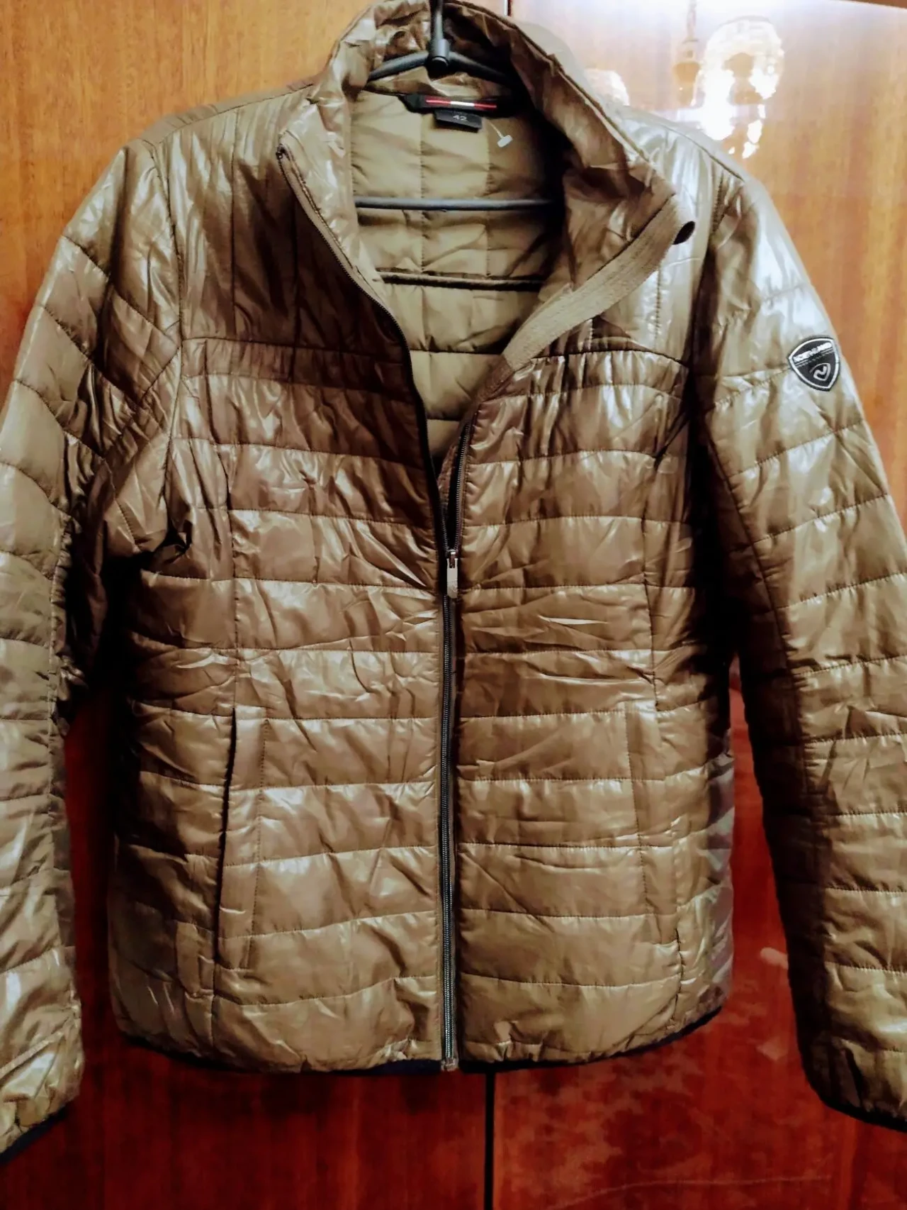 Женская легкая стеганная куртка. 6