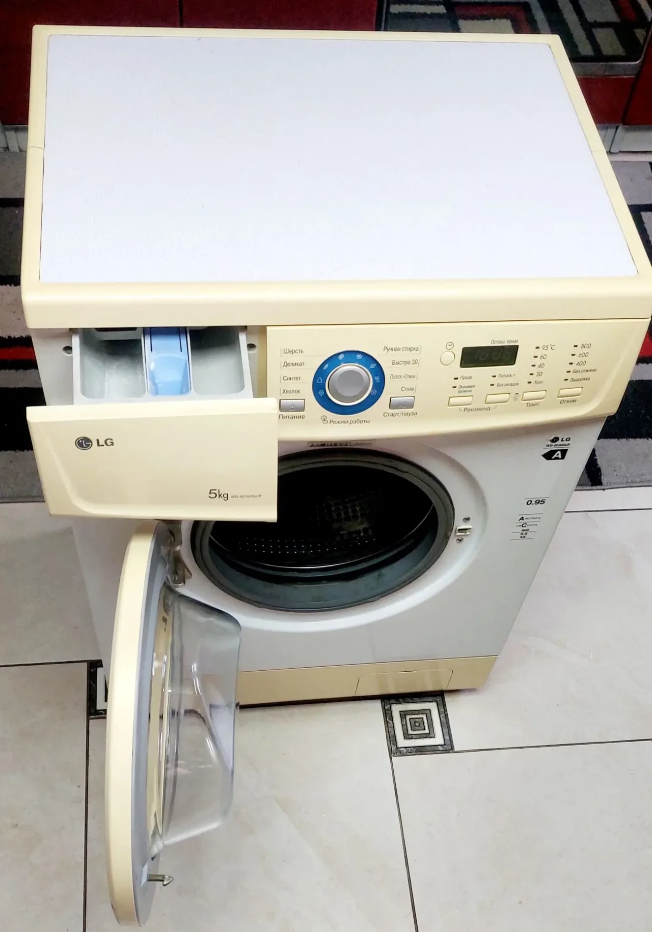 Пральна машина LG моделі WD-80160NUP 3