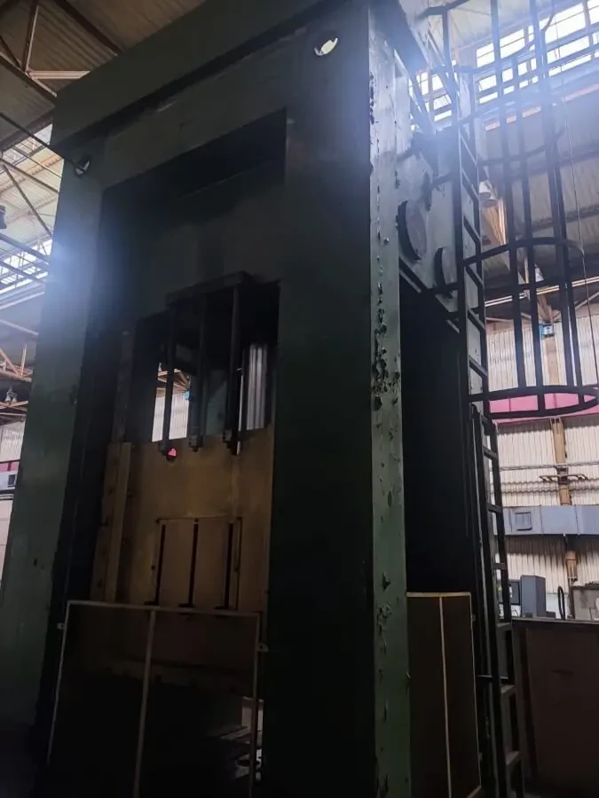 Новий гідравлічний прес РНО-2-400 3