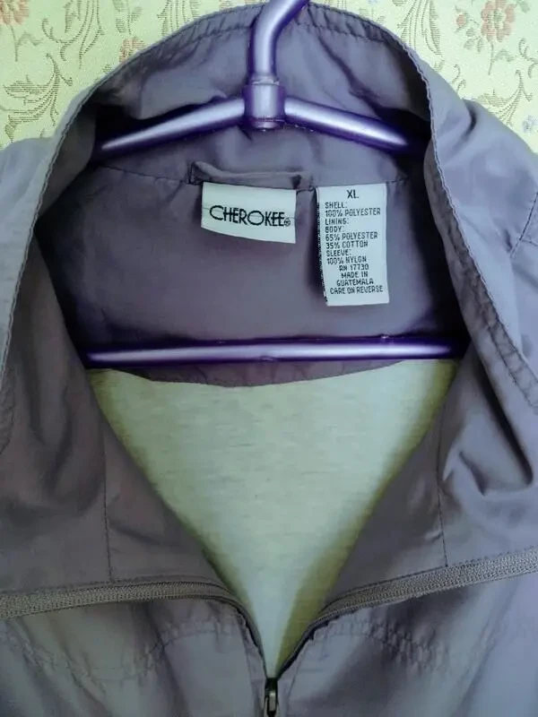 Женская ветровка, сиреневая. 2