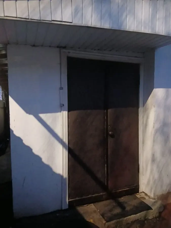 Здам пів будинку,Бровари,Інтернат