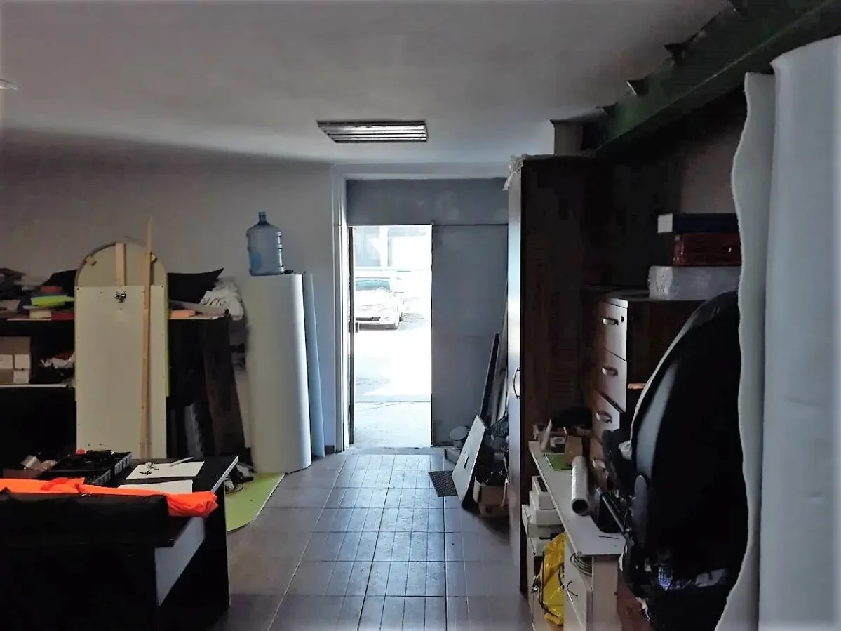 Петрівка приміщення з окремим входом 3