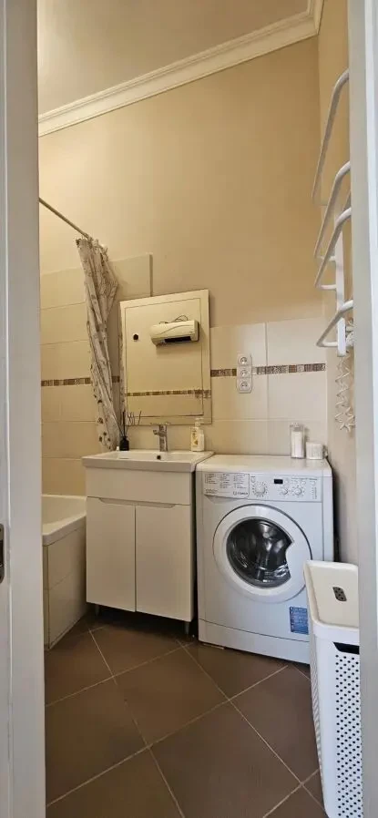 Продаж 2-кімн. квартири 48,3 кв.м. по вул.Личаківській 7