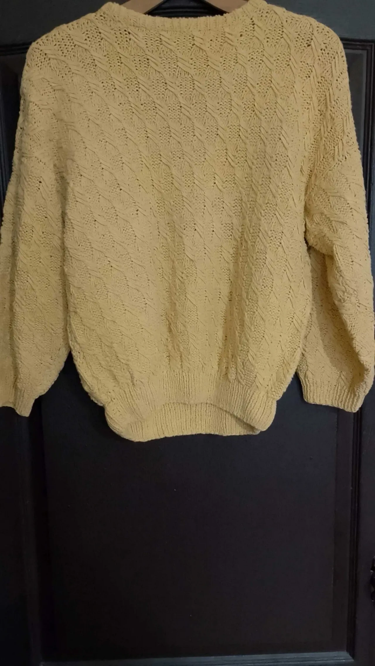 Продам женские вещи 6