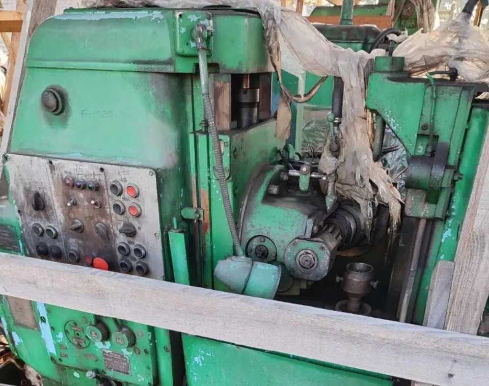 Зубофрезерний верстат 5к310 3