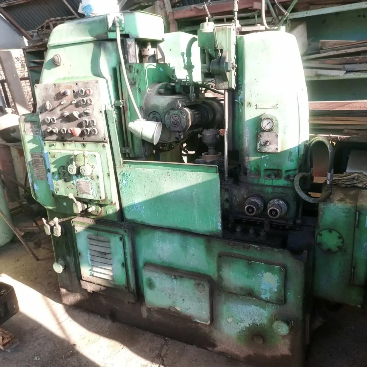 Зубофрезерний верстат 5к310 2