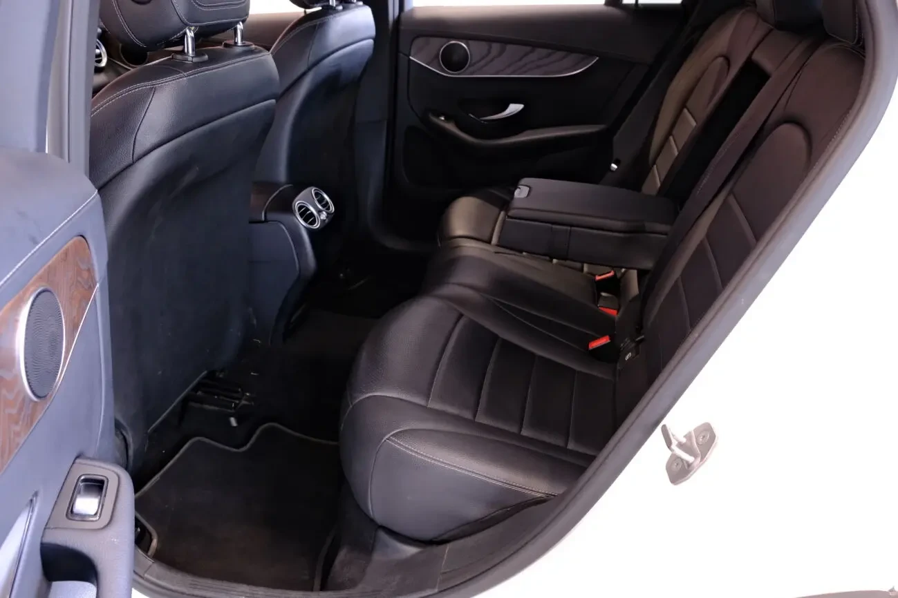 Mercedes-Benz GLC250 8