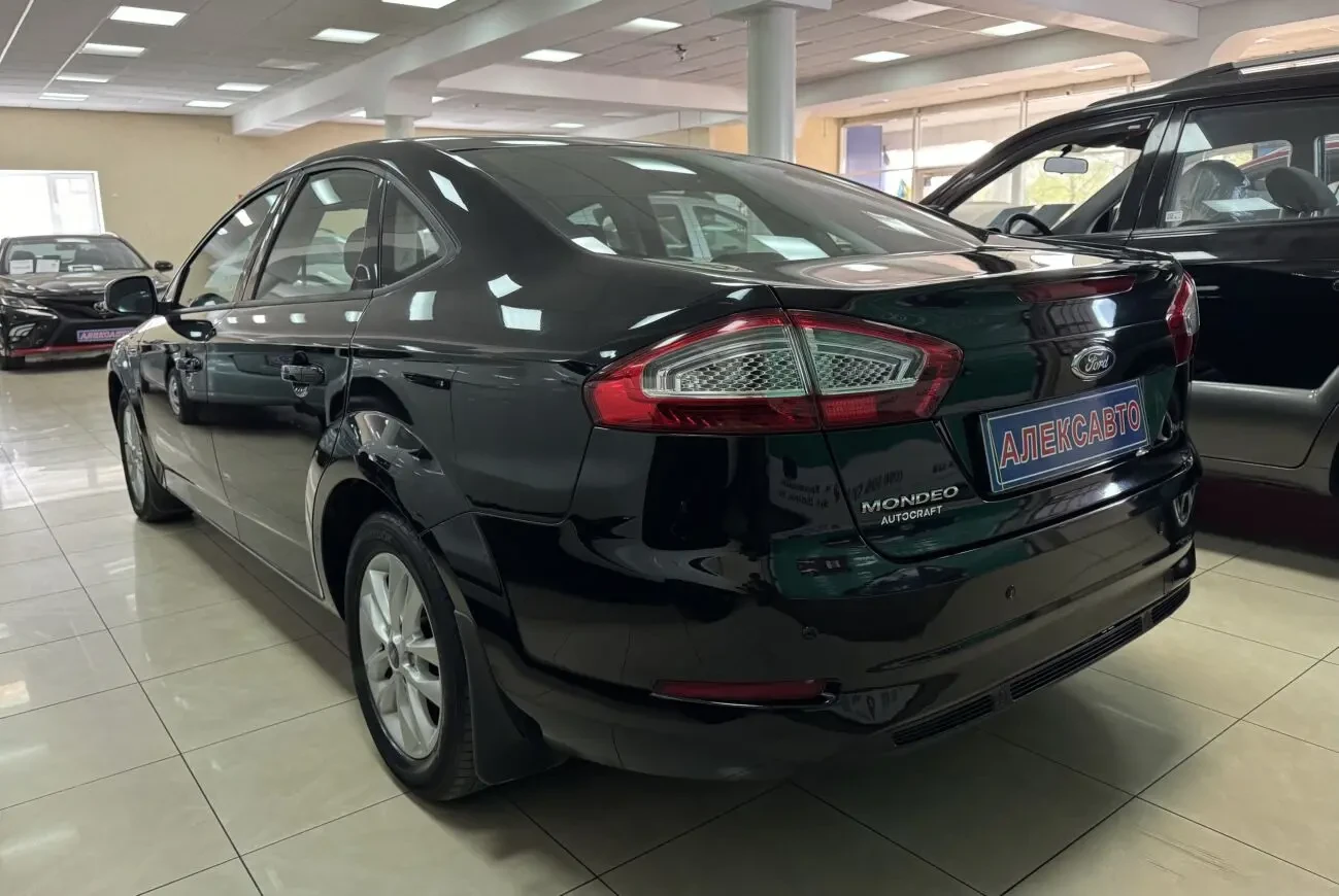 Ford Mondeo Sedan 2.3i 16V 6АКПП 2013 р.в. (160 к.с.) 2