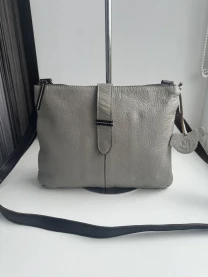 Фірмова шкіряна сумка White Stuff