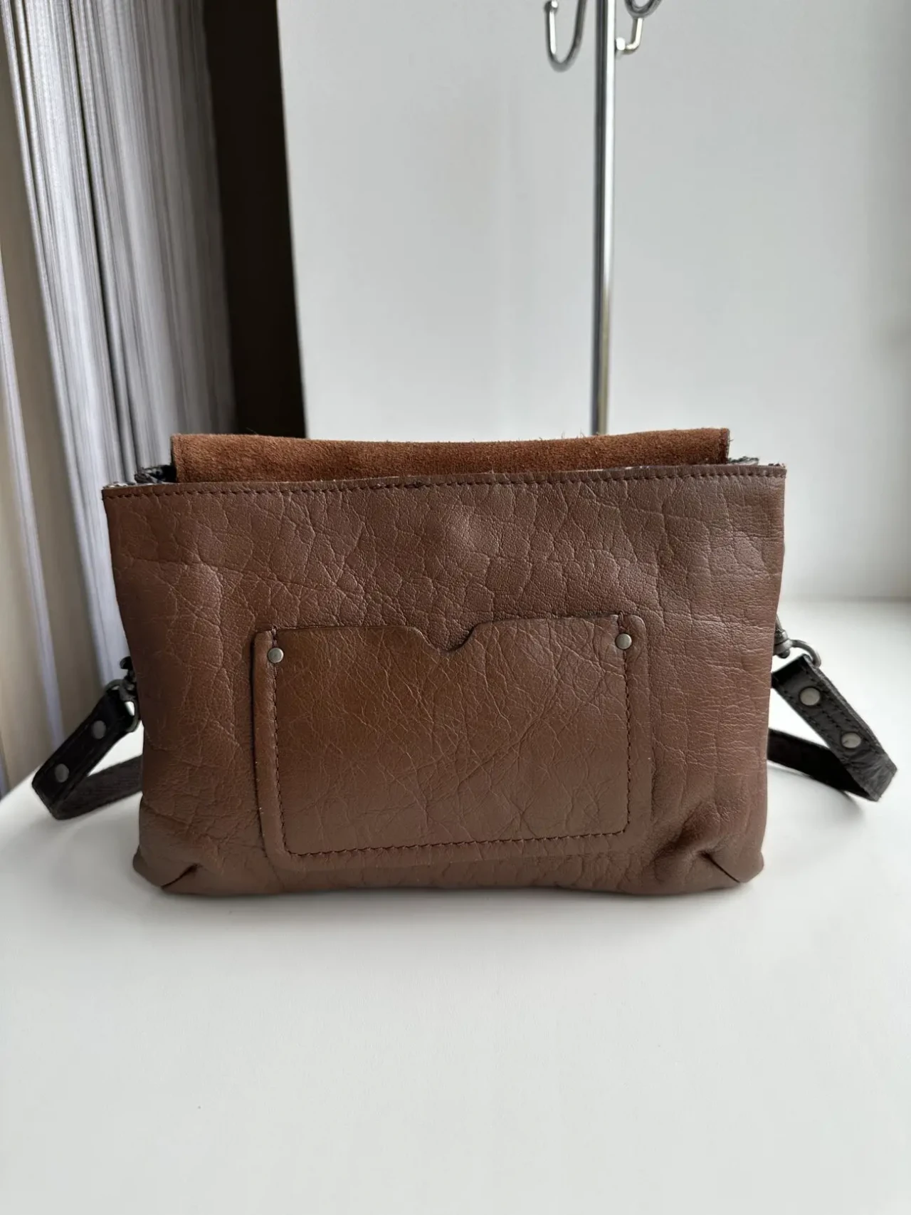 Шкіряна фірмова сумка кросбоді англійського бренду White Stuff 3