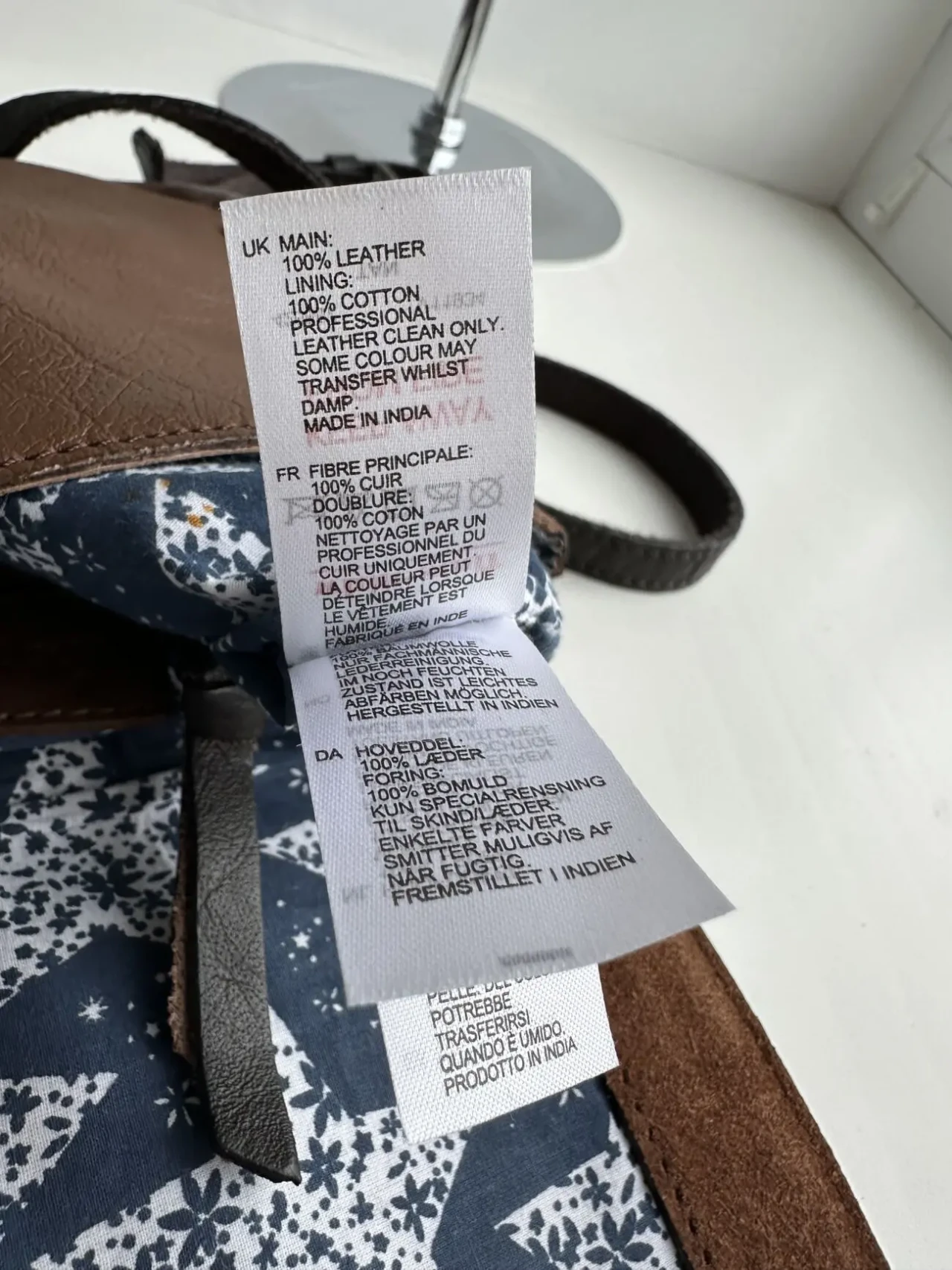 Шкіряна фірмова сумка кросбоді англійського бренду White Stuff 8