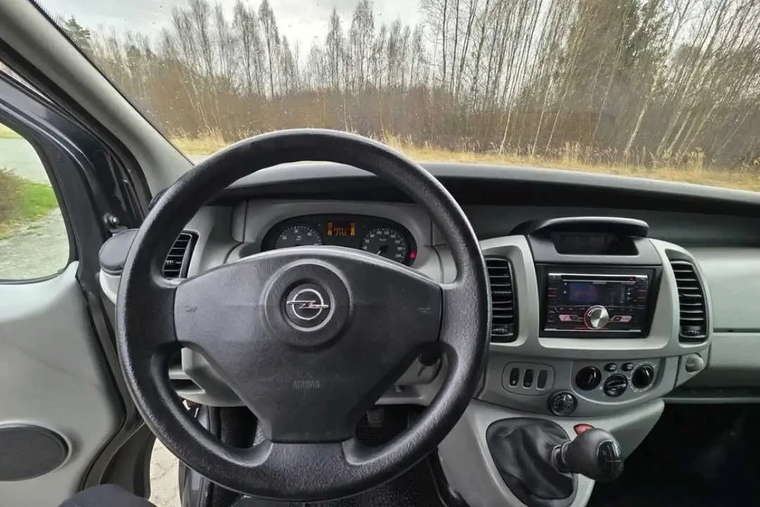 Продам Opel Vivaro 5