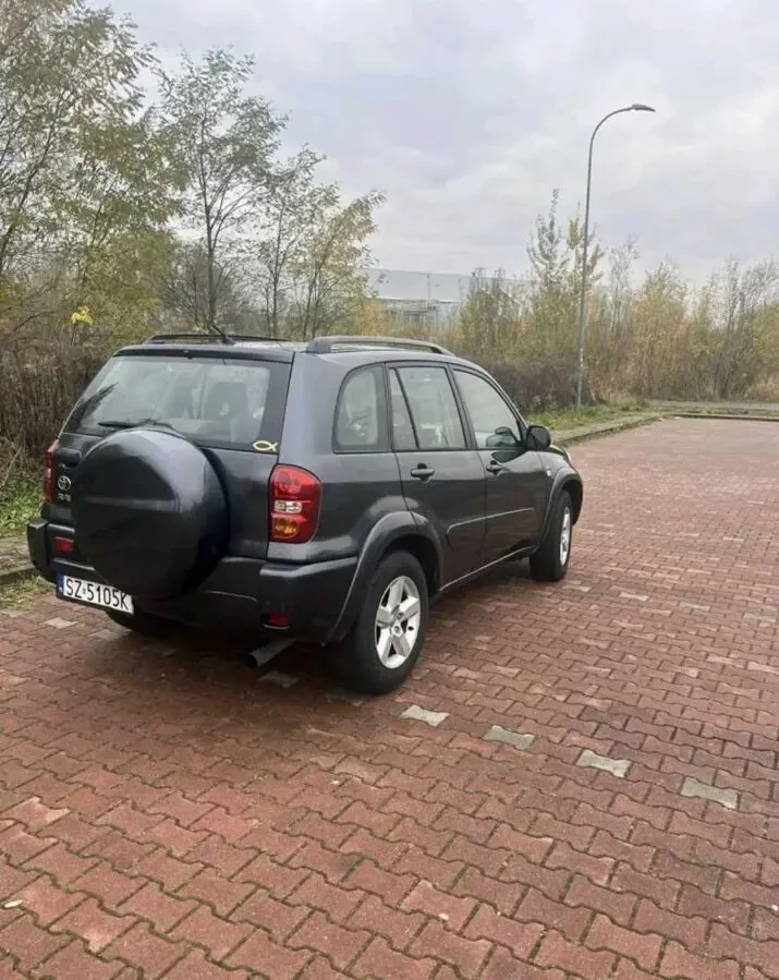Продам Toyota RAV4 4
