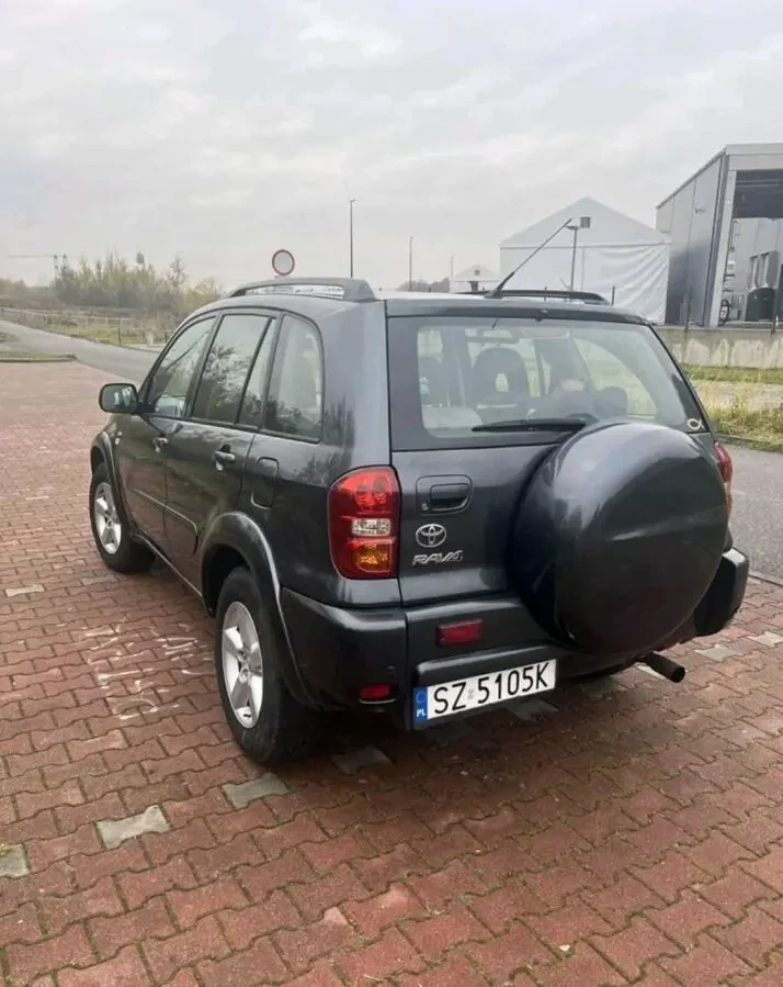 Продам Toyota RAV4 3