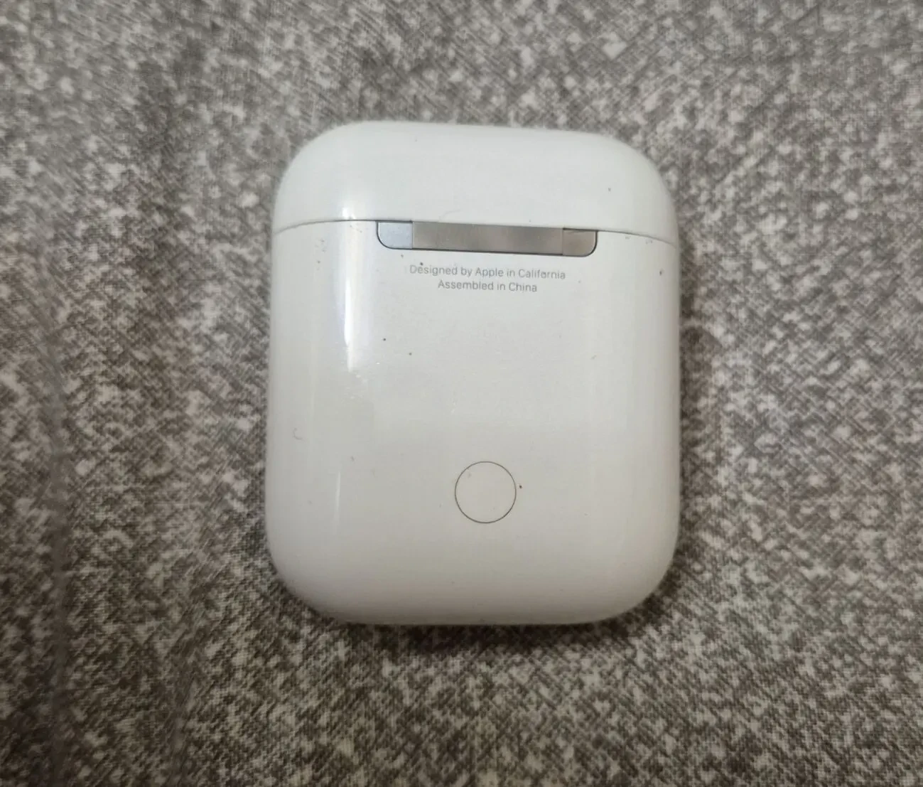 Продам Apple Airpods 2 3