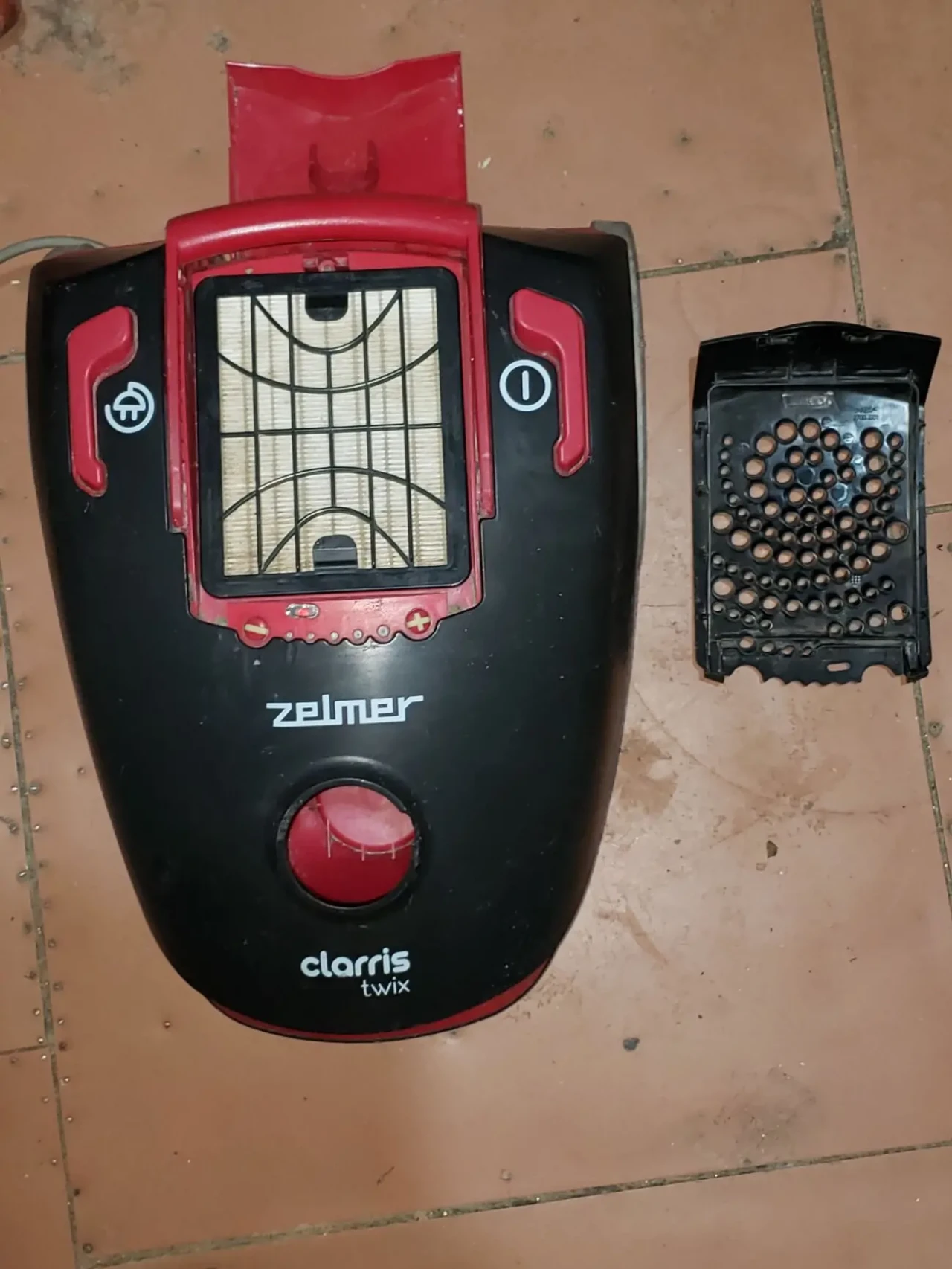 Пылесос Zelmer 1800 Ватт. 8