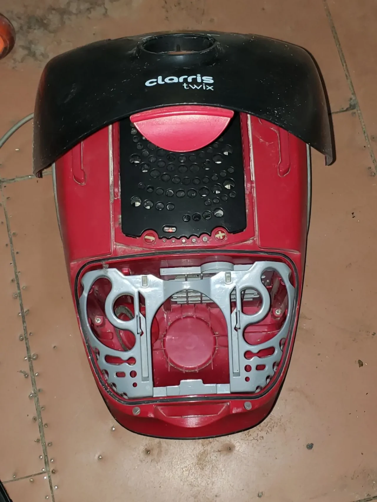 Пылесос Zelmer 1800 Ватт. 7