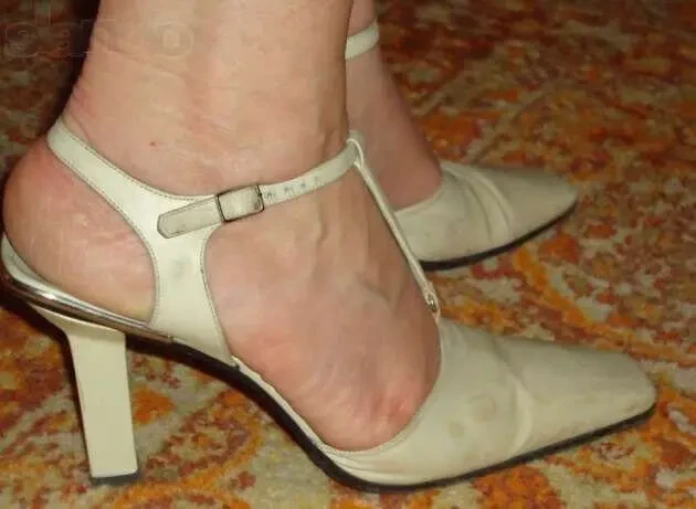 Туфли-босоножки (открытые туфли) р. 39-40. Отдам даром 3
