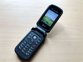 LG UN160 Envoy II Flip Phone Розкладний телефон-розкладачка