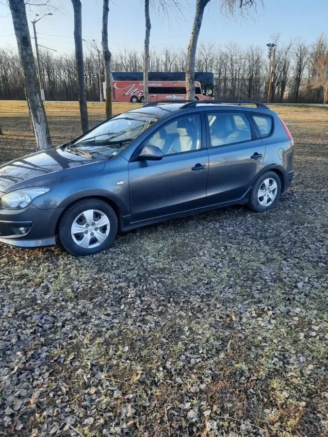 Hyundai i30 4