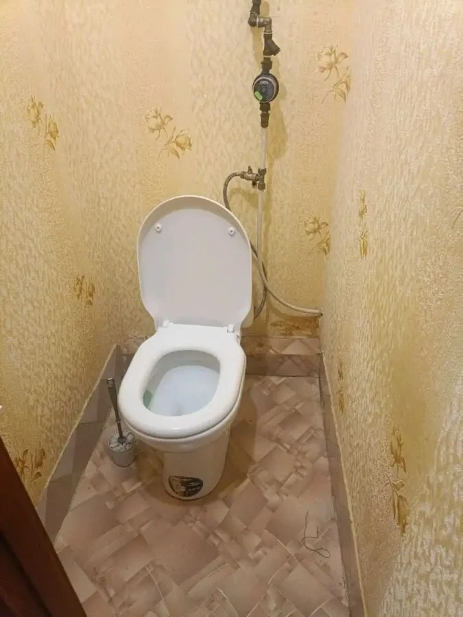 здається 2 кімнатна квартира 9