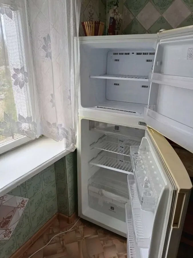здається 2 кімнатна квартира 8