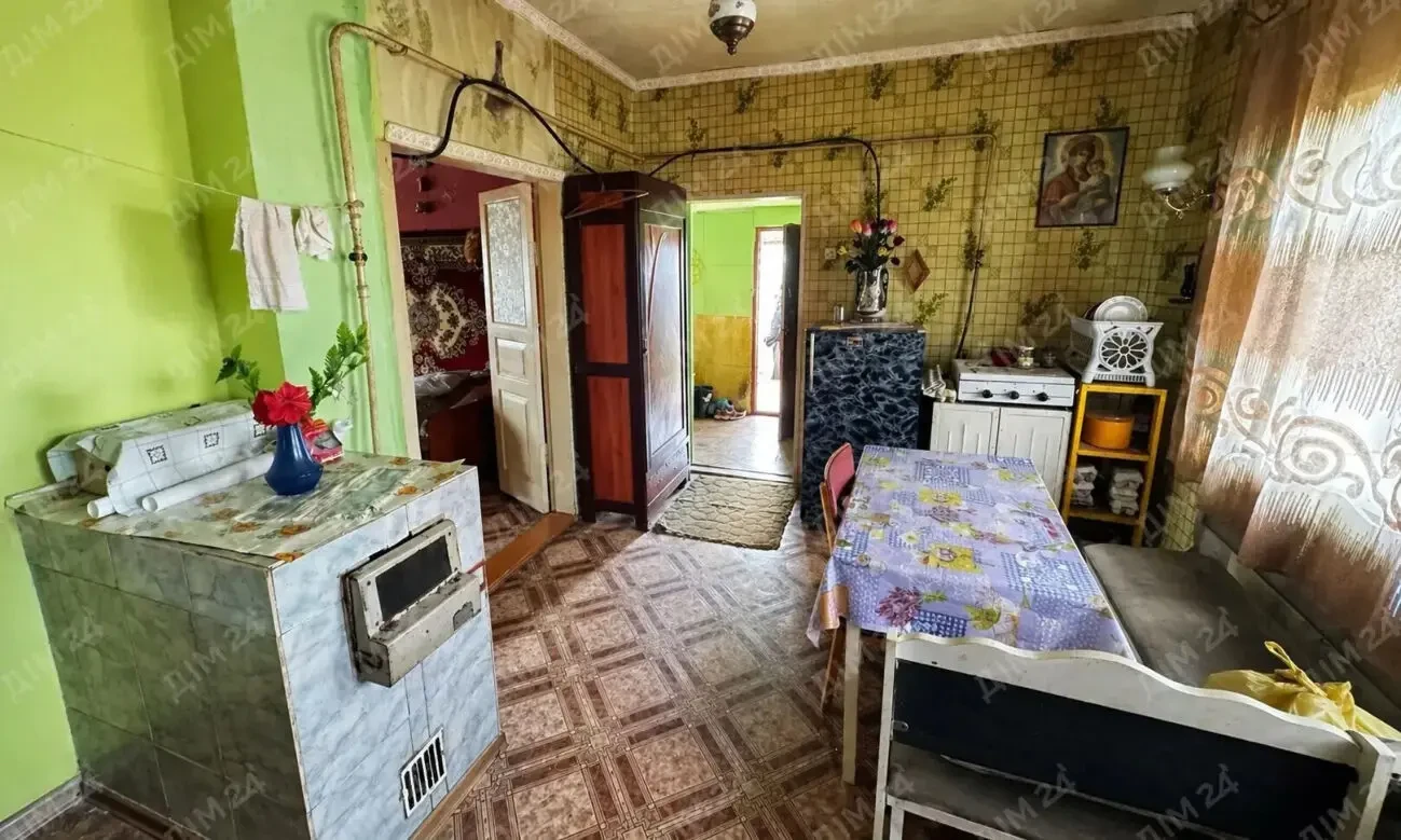 По супер вартості окремий будинок зі зручностями в селі Василівка 6