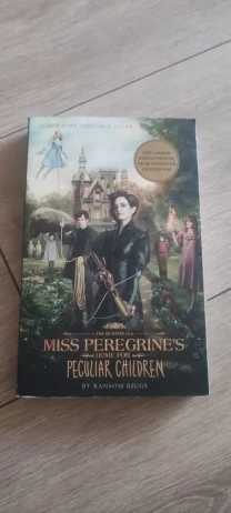 Рэнсом Риггз. Дом странных детей Miss Peregrine's Peculiar Children