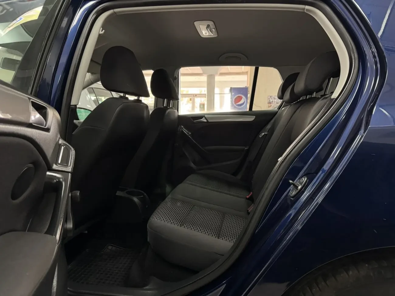 Volkswagen Golf VI 1.4МРі 16V 5МКПП 2010 р.в. (80 к.с.) 8