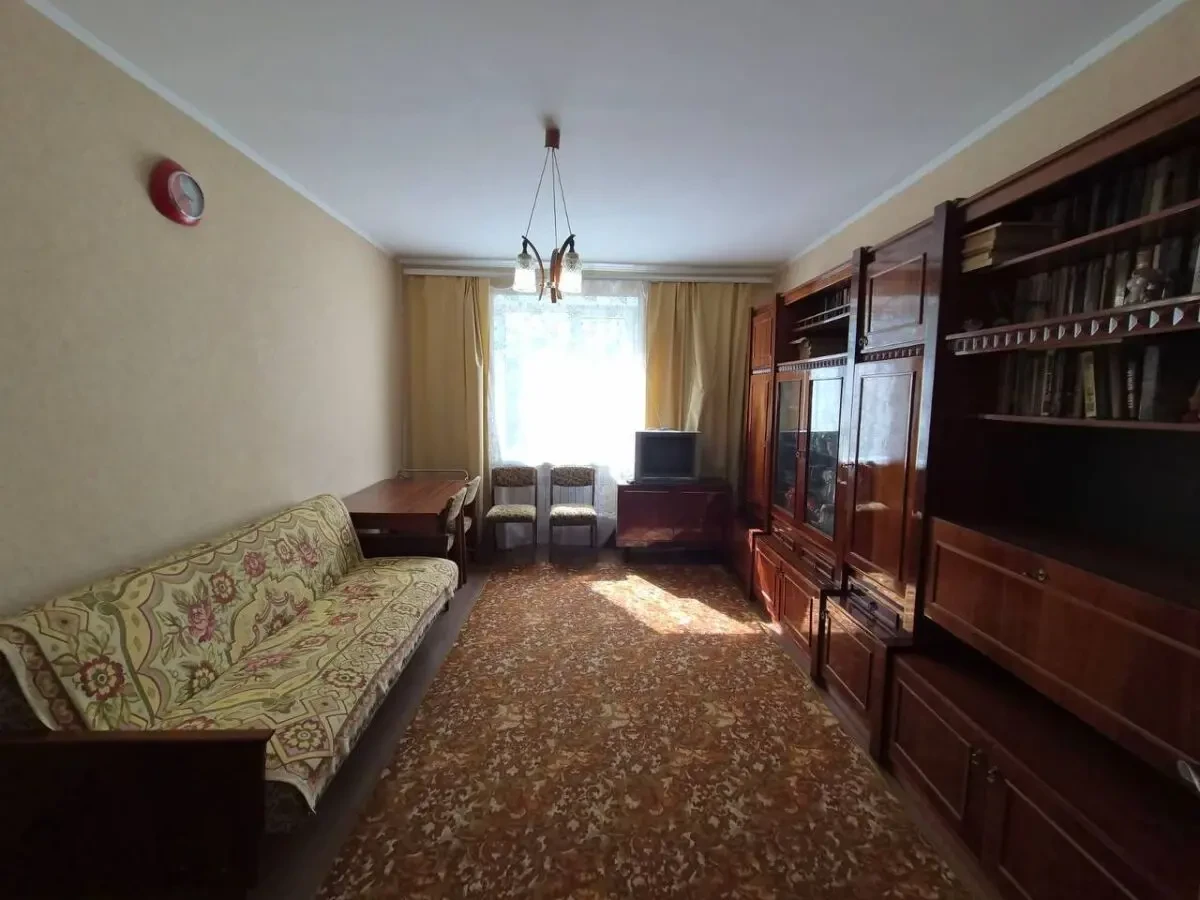 Продаж 3-х кімнатної квартири. Сталінка. Піонер.