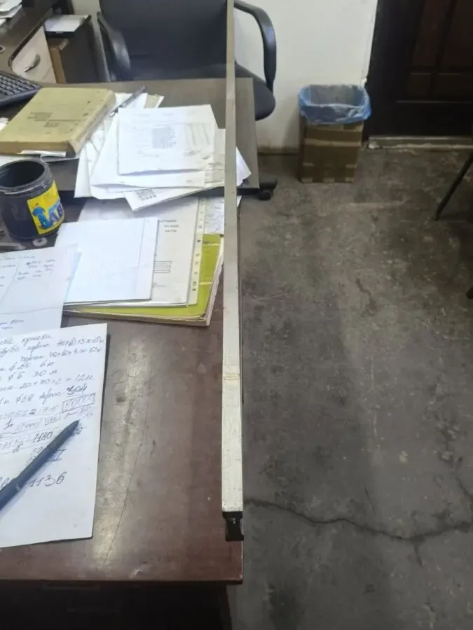 Повірочну лінійку розмір 1600х75 мм