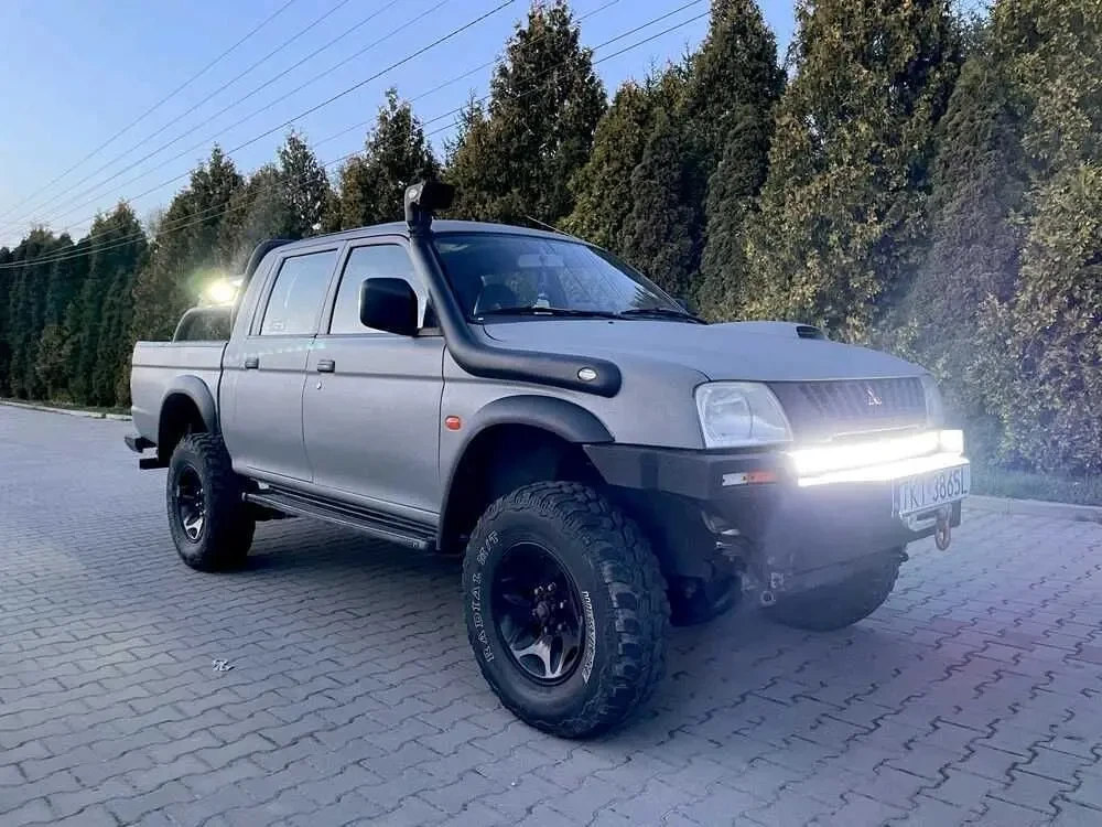 продам mitsubishi l200 для ЗСУ