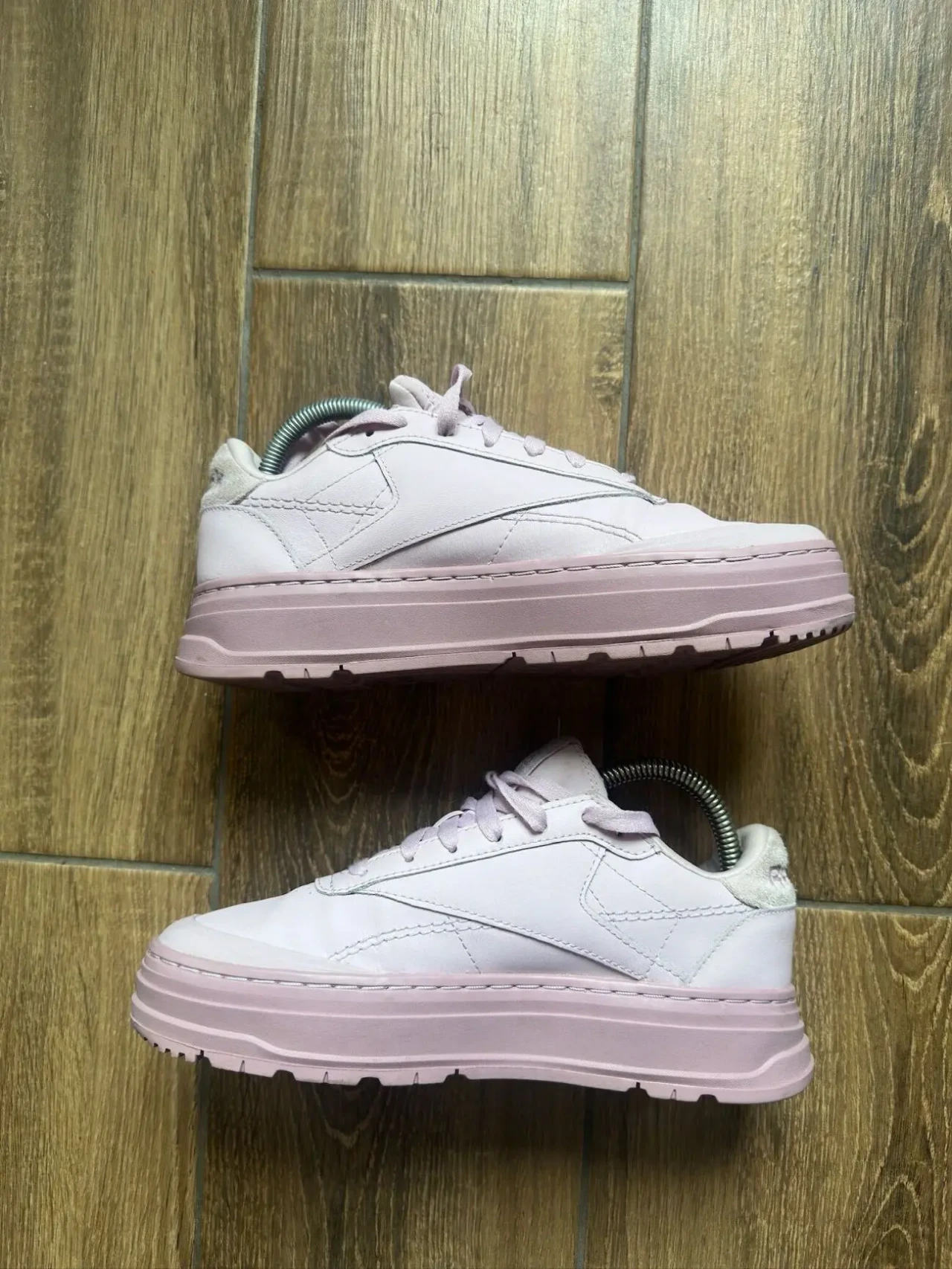 Жіночі кросівки Reebok Classic 2