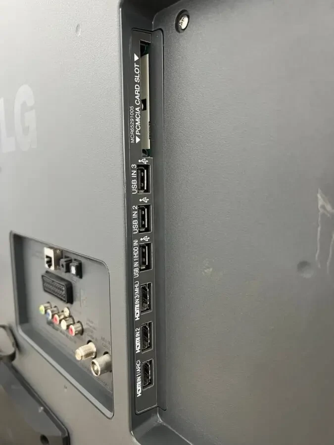 телевізор  LG 7