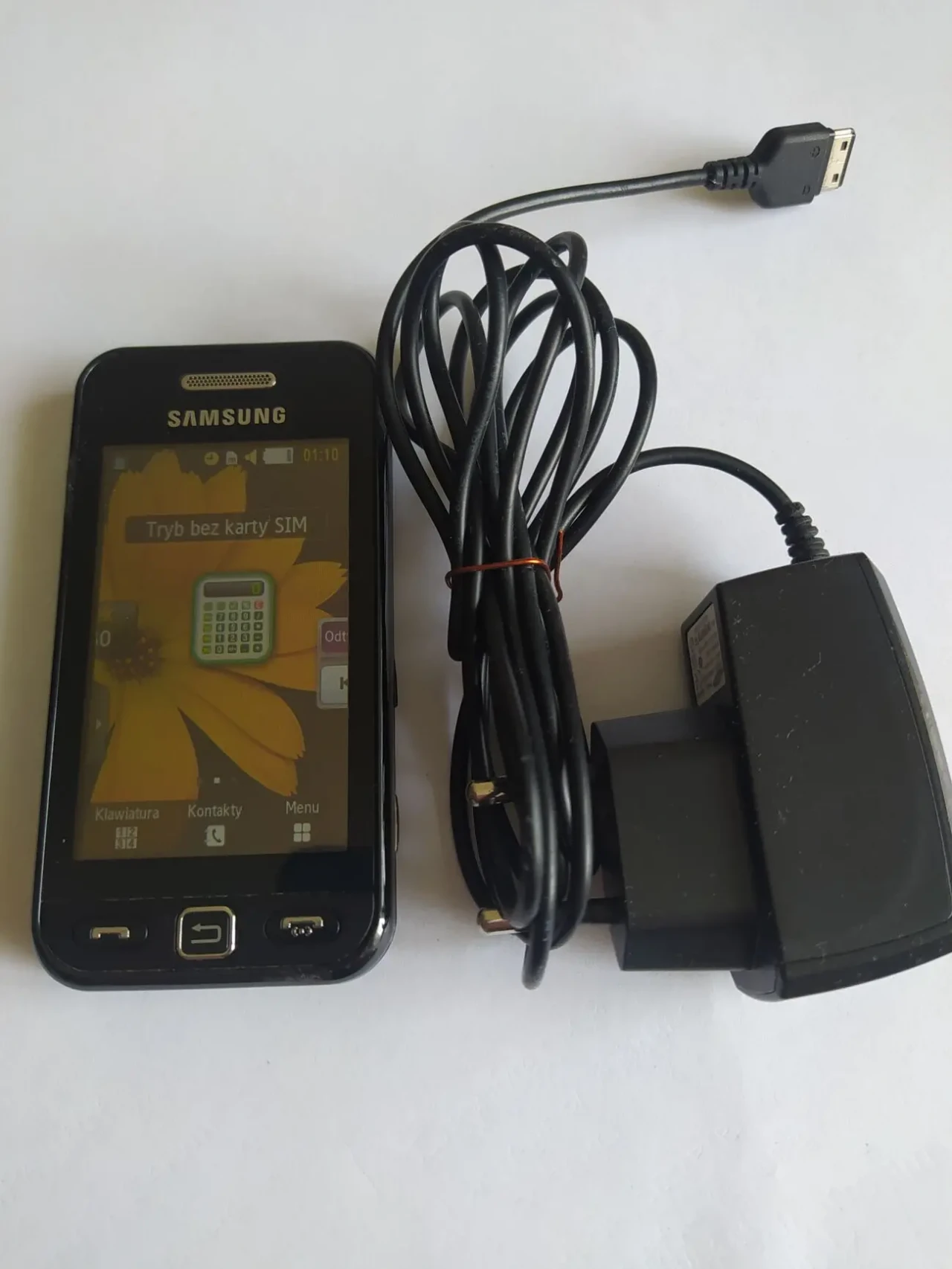 Телефон Samsung GT-S5230 4