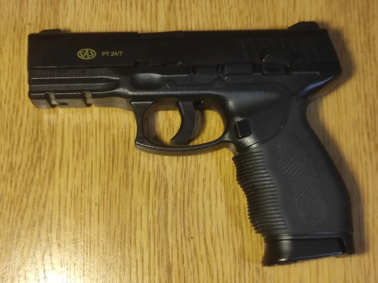 Пневматичний пістолет SAS Taurus 24/7 3