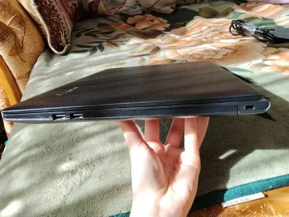 Ноутбук Lenovo IdeaPad 310-15IKB 5